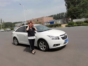 一對(duì)一輕松快樂(lè)學(xué)車(chē) 汽車(chē)陪駕服務(wù)的優(yōu)勢(shì)與體驗(yàn)