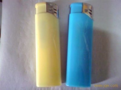 品質(zhì)生活從細(xì)節(jié)開始 濟(jì)南進(jìn)標(biāo)打火機(jī)商行的日用雜品探秘
